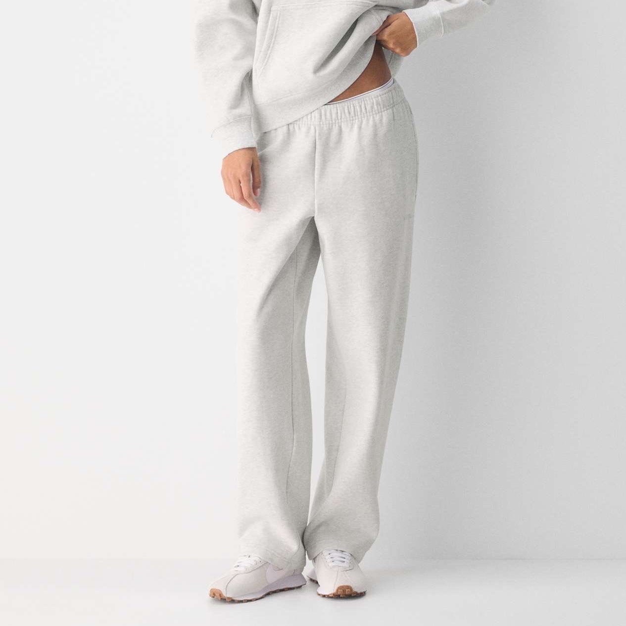 Aritzia Sweatfleece Cozy Fleece Mega Fit Sweatpants White Wide Leg Joggers 2xs